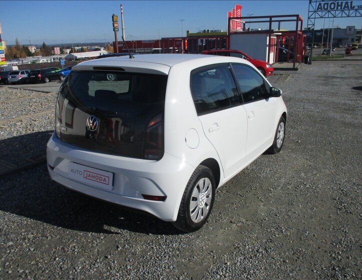 Volkswagen up! 6