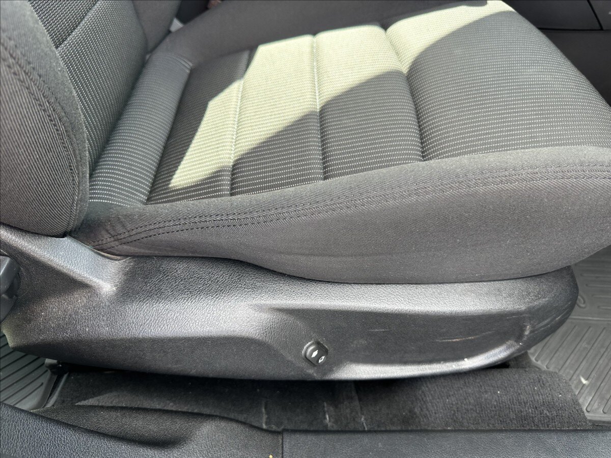 Ford Mondeo Kombi 2,0 l 103 kw