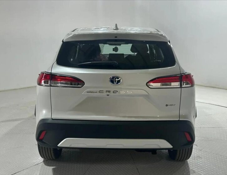 Toyota Corolla Cross 6