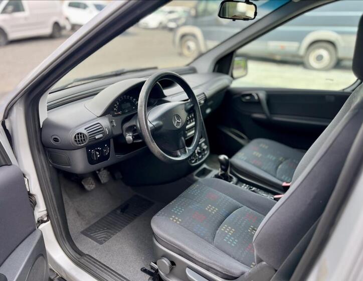 Mercedes-Benz Vaneo 12