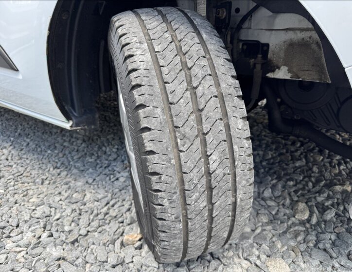 Ford Transit Custom Skříň 2,0 l 77 kw