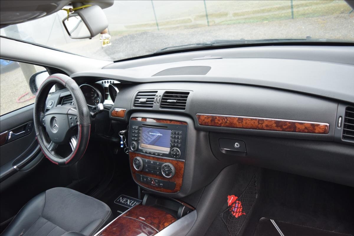 Mercedes-Benz Třídy R Kombi 3,0 l 140 kw