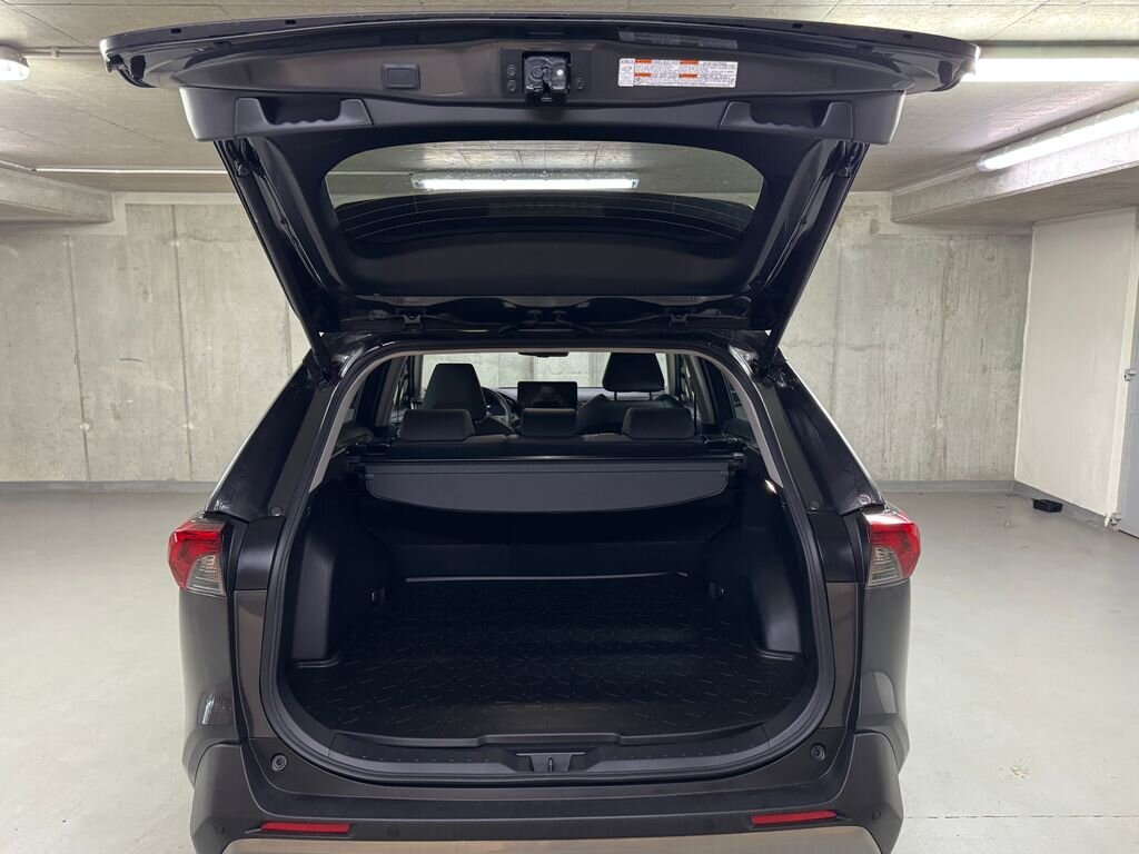 Toyota RAV4 SUV 2,5 l 163 kw