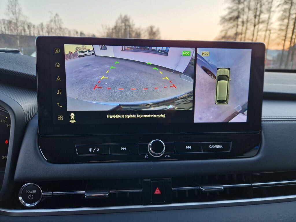 Mitsubishi Outlander SUV / Terénní 2,4 l 225 kw