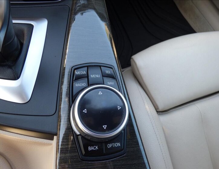 BMW Řada 4 Kabriolet 3,0 l 225 kw