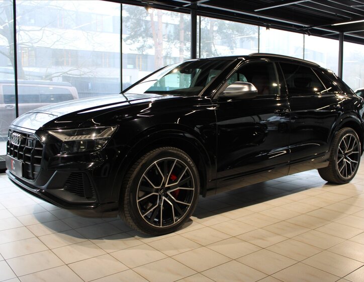 Audi SQ8 SUV / Terénní 4,0 l 320 kw