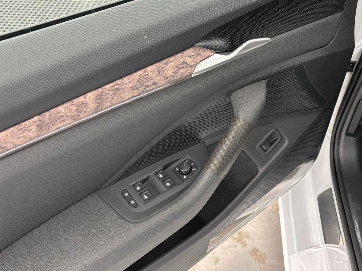 Škoda Superb Kombi 2,0 l 142 kw