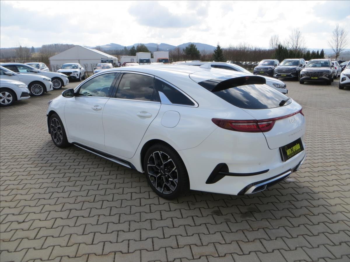 KIA ProCeed Kombi 1,5 l 117 kw