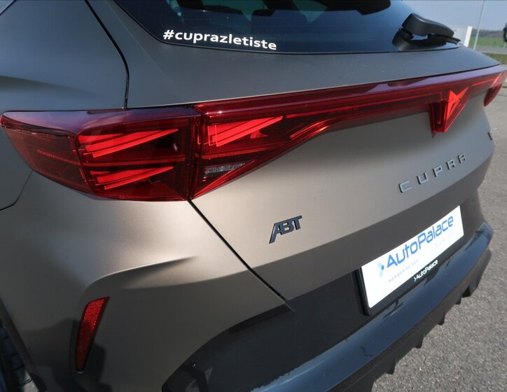 Cupra Formentor SUV / Terénní 2,0 l 294 kw