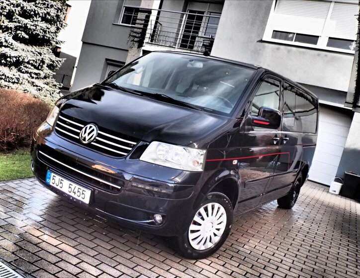 Volkswagen Multivan MPV 2,5 l 128 kw