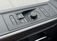 Volkswagen Multivan 23