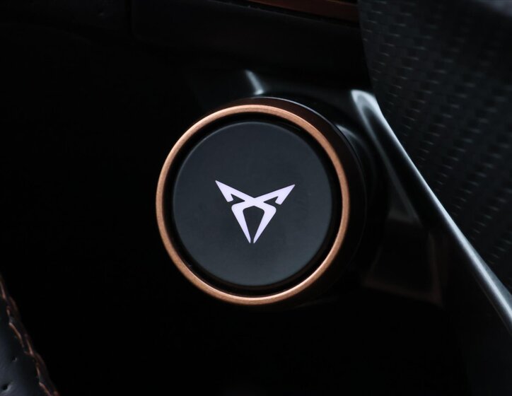 Cupra Formentor SUV / Terénní 2,0 l 228 kw