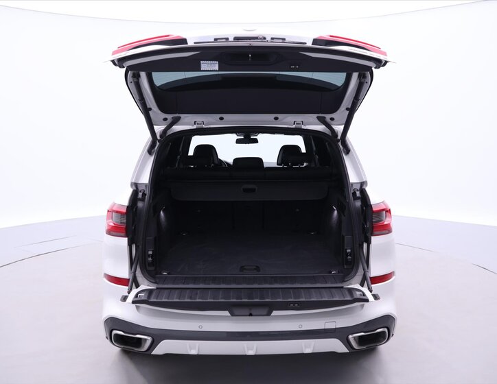 BMW X5 SUV / Terénní 3,0 l 195 kw