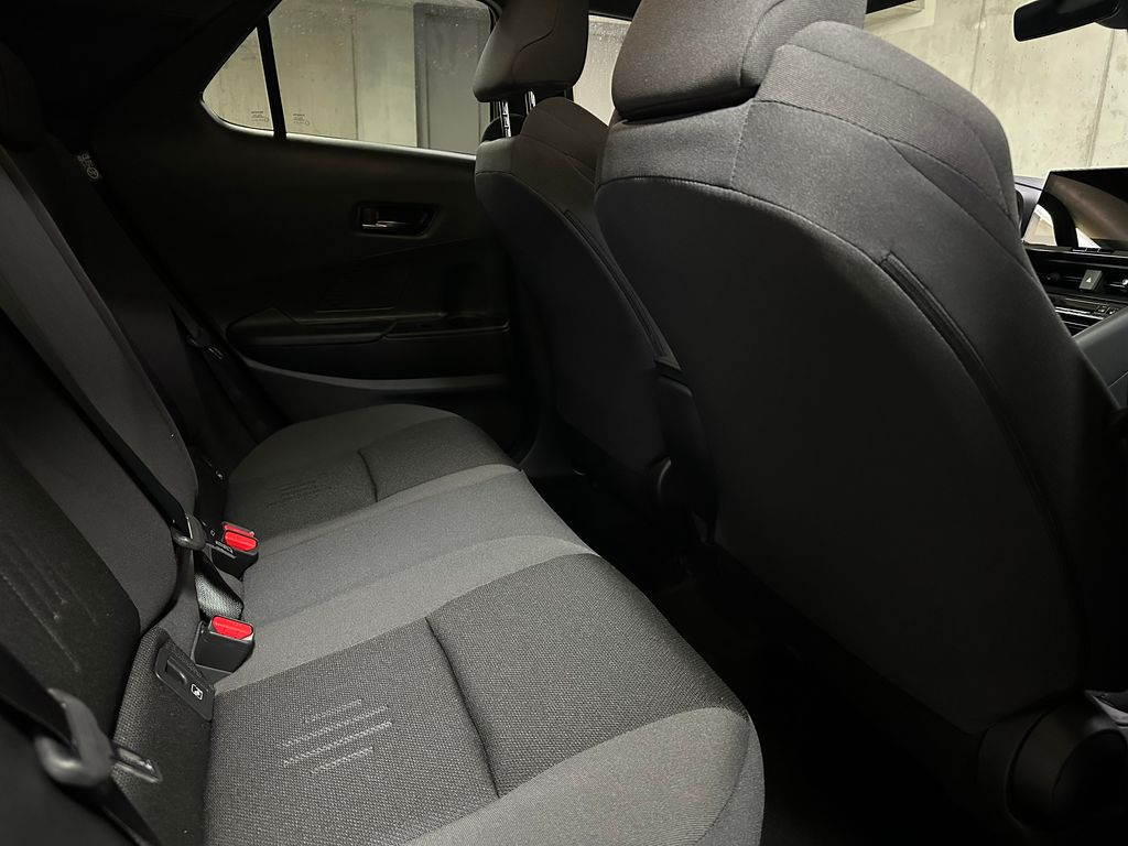 Toyota C-HR Hatchback 1,8 l 90 kw