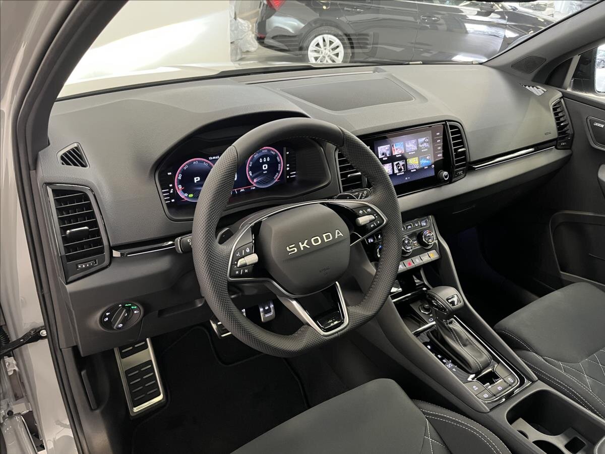 Škoda Karoq SUV / Terénní 1,5 l 110 kw