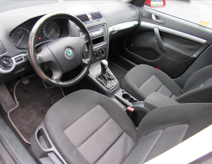 Škoda Octavia Kombi 2,0 l 110 kw