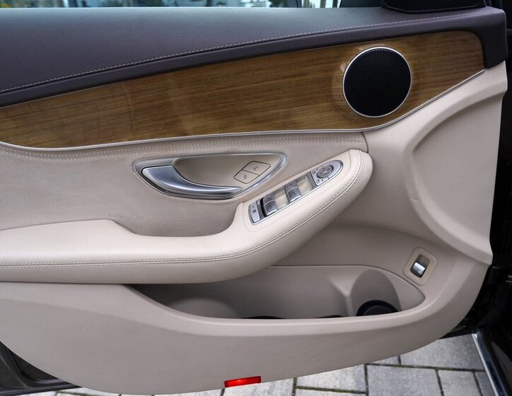 Mercedes-Benz Třídy C Sedan / Limuzína 1,6 l 115 kw