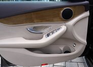 Mercedes-Benz Třídy C Sedan / Limuzína 1,6 l 115 kw