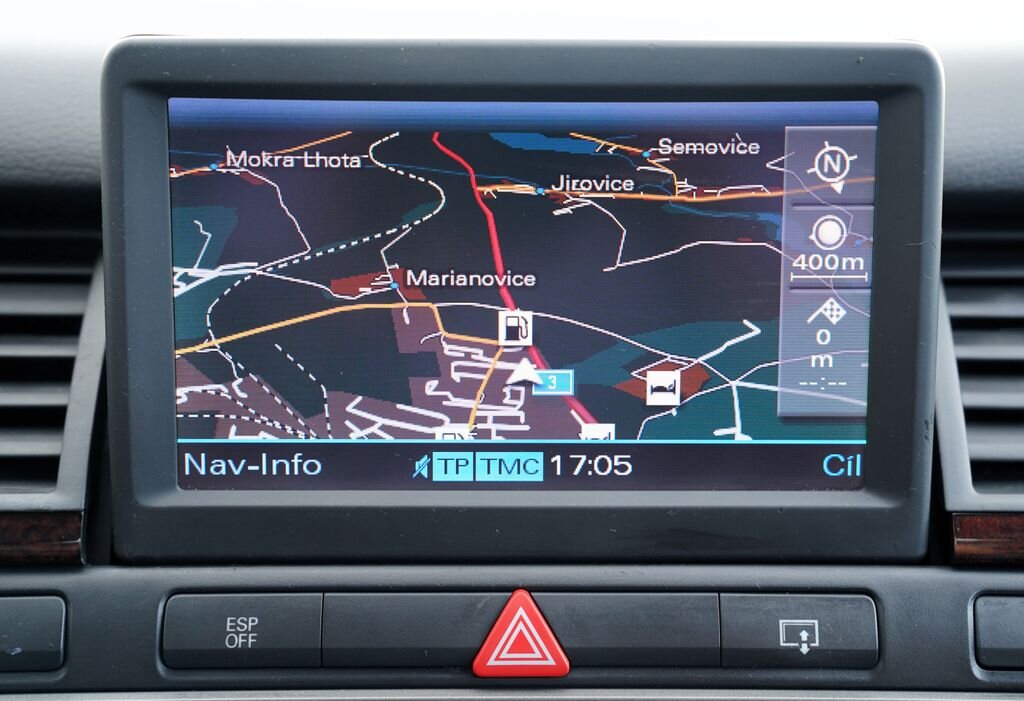 Audi A8 Sedan 3,0 l 171 kw