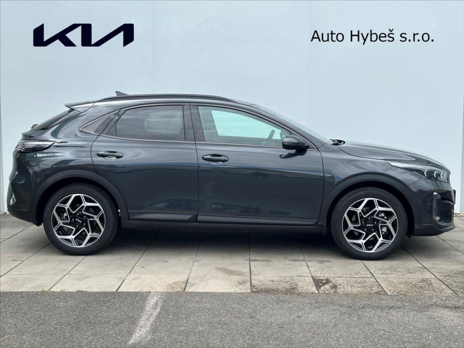 KIA XCeed 4