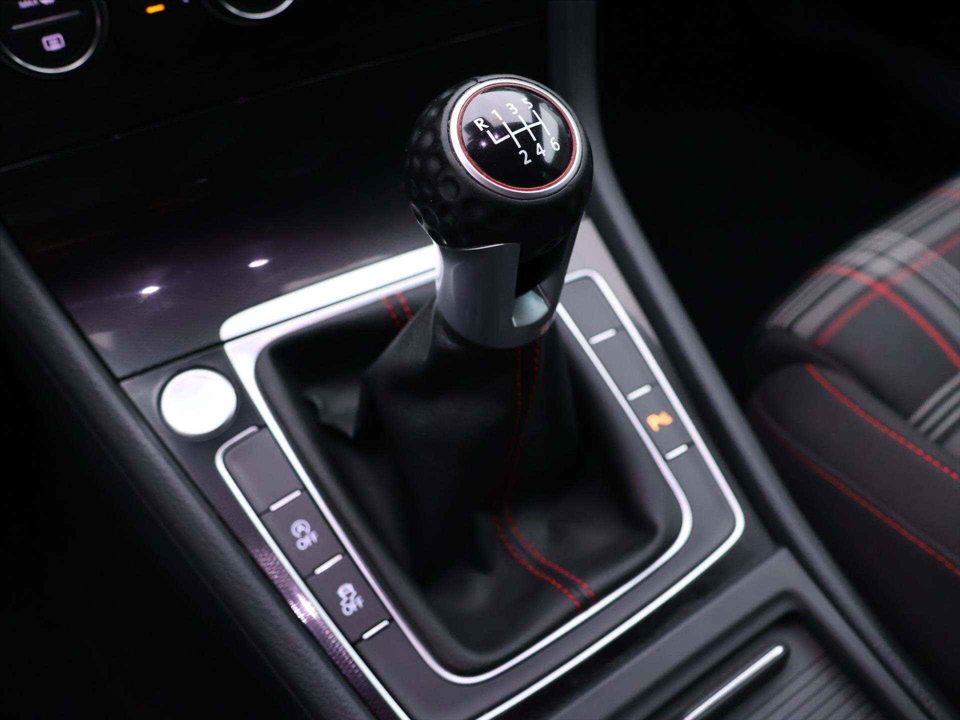 Volkswagen Golf Hatchback 2,0 l 169 kw