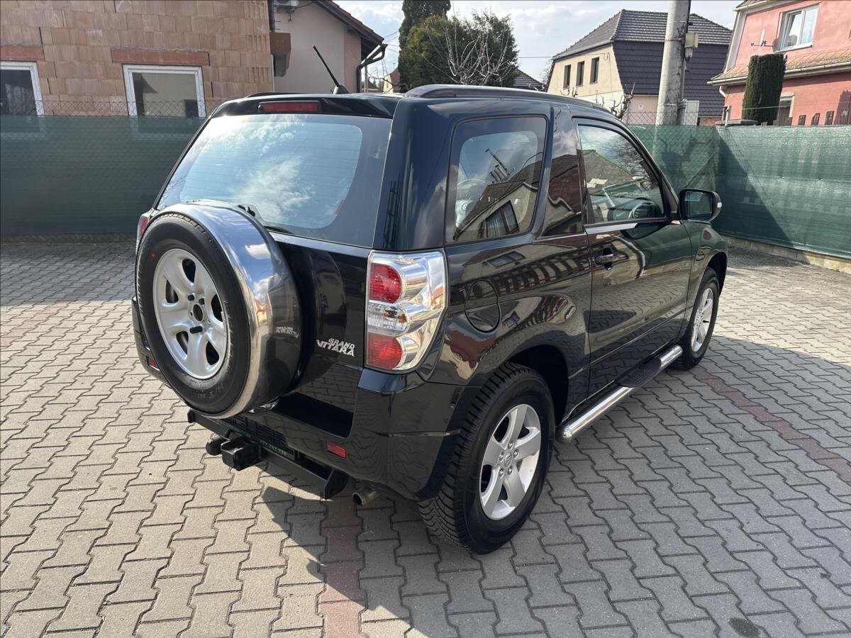 Suzuki Grand Vitara Hatchback 1,6 l 78 kw