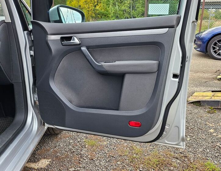 Volkswagen Touran 16