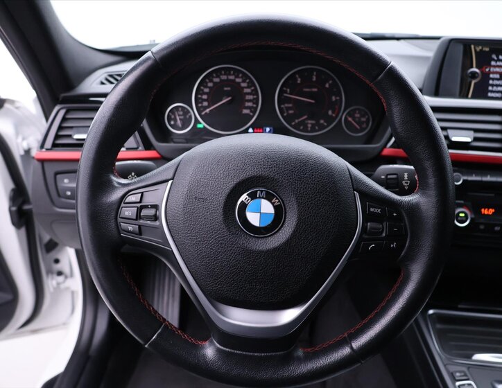 BMW Řada 3 17