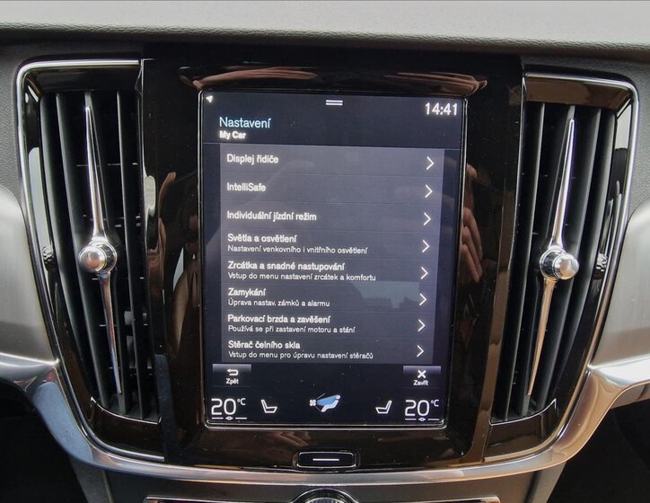 Volvo V90 Kombi 2,0 l 173 kw