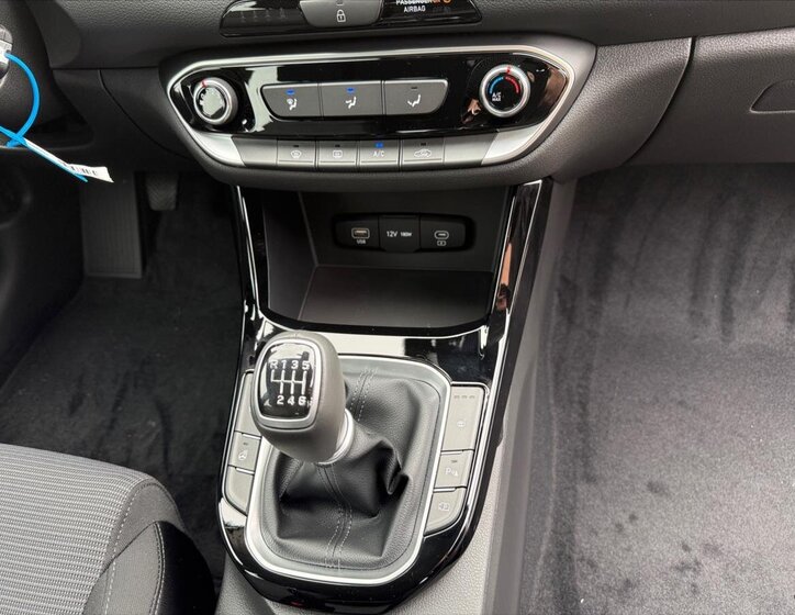 Hyundai i30 Kombi 1,5 l 70 kw