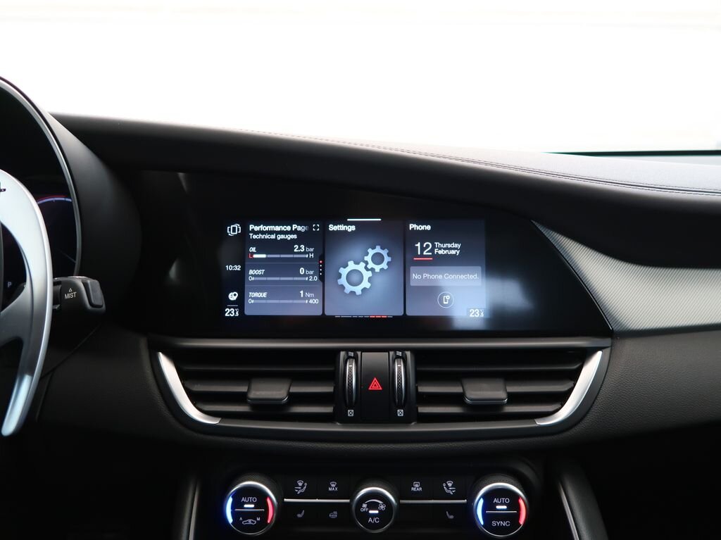 Alfa Romeo Giulia Sedan 2,0 l 206 kw