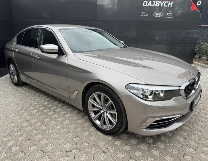 BMW Řada 5 Sedan / Limuzína 2,0 l 185 kw