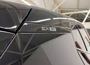 Volvo EX30 SUV / Terénní 0,0 200 kw