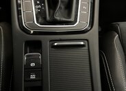 Volkswagen Passat Sedan 1,5 l 110 kw