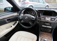 Mercedes-Benz Třídy E Sedan / Limuzína 3,0 l 190 kw