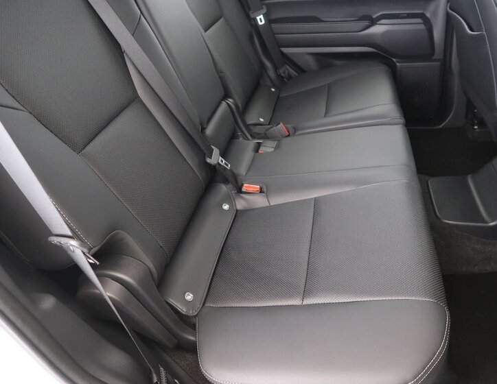 Toyota Land Cruiser SUV 2,8 l 151 kw