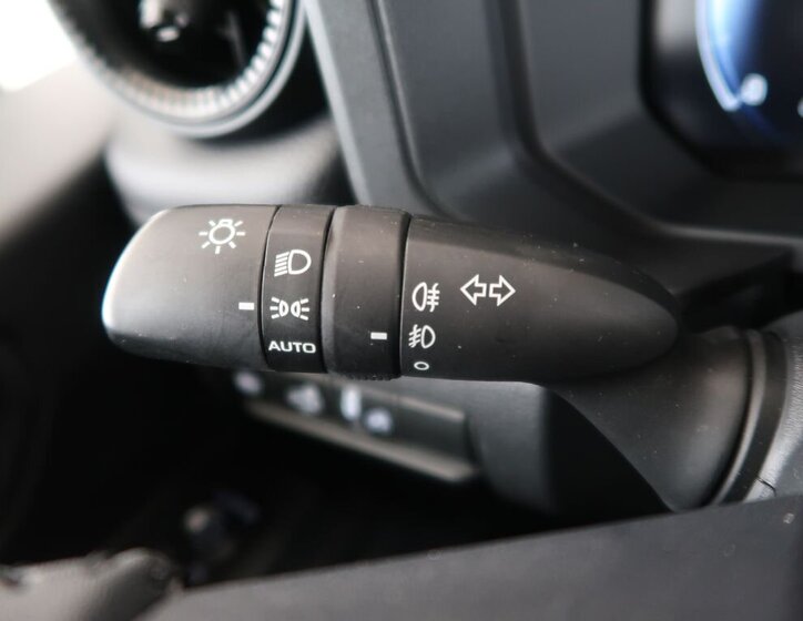 Toyota Land Cruiser Kombi 2,8 l 151 kw