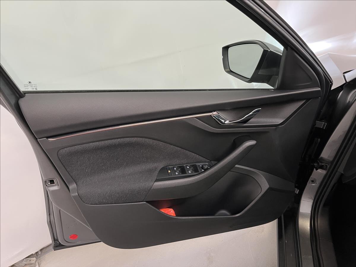 Škoda Scala Hatchback 999,0 85 kw