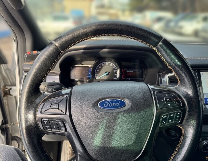 Ford Ranger Pick-up 2,0 l 156 kw