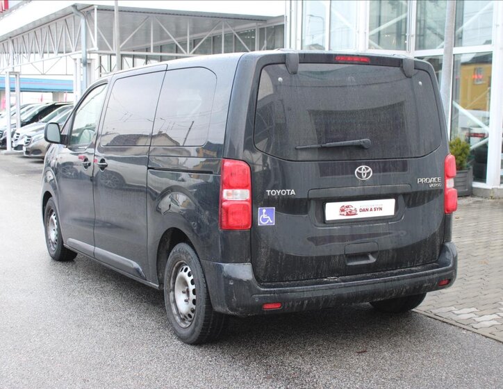 Toyota ProAce Verso Kombi 2,0 l 110 kw