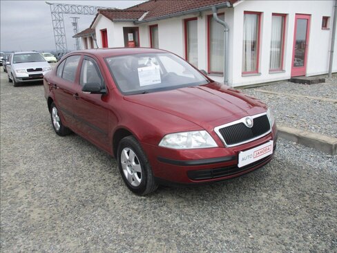 Škoda Octavia Sedan / Limuzína 1,6 l 75 kw