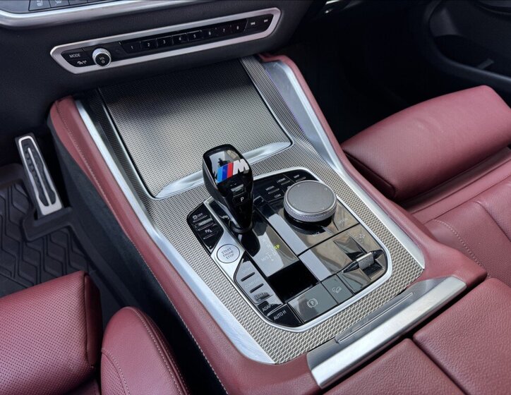 BMW X6 Sedan / Limuzína 3,0 l 210 kw