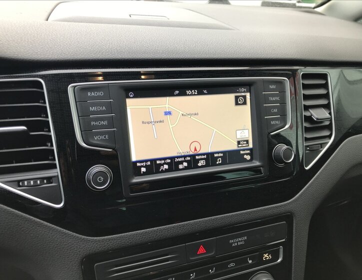 Volkswagen Golf Sportsvan 10