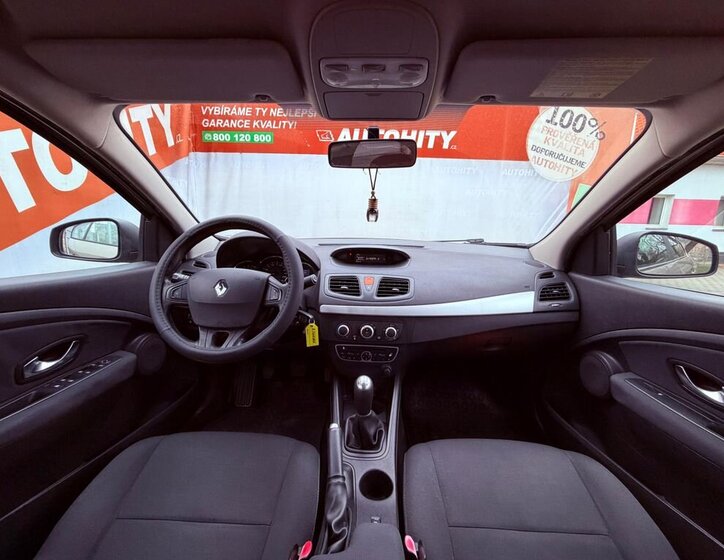 Renault Fluence Sedan / Limuzína 1,6 l 81 kw