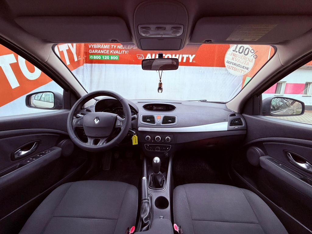 Renault Fluence Sedan / Limuzína 1,6 l 81 kw