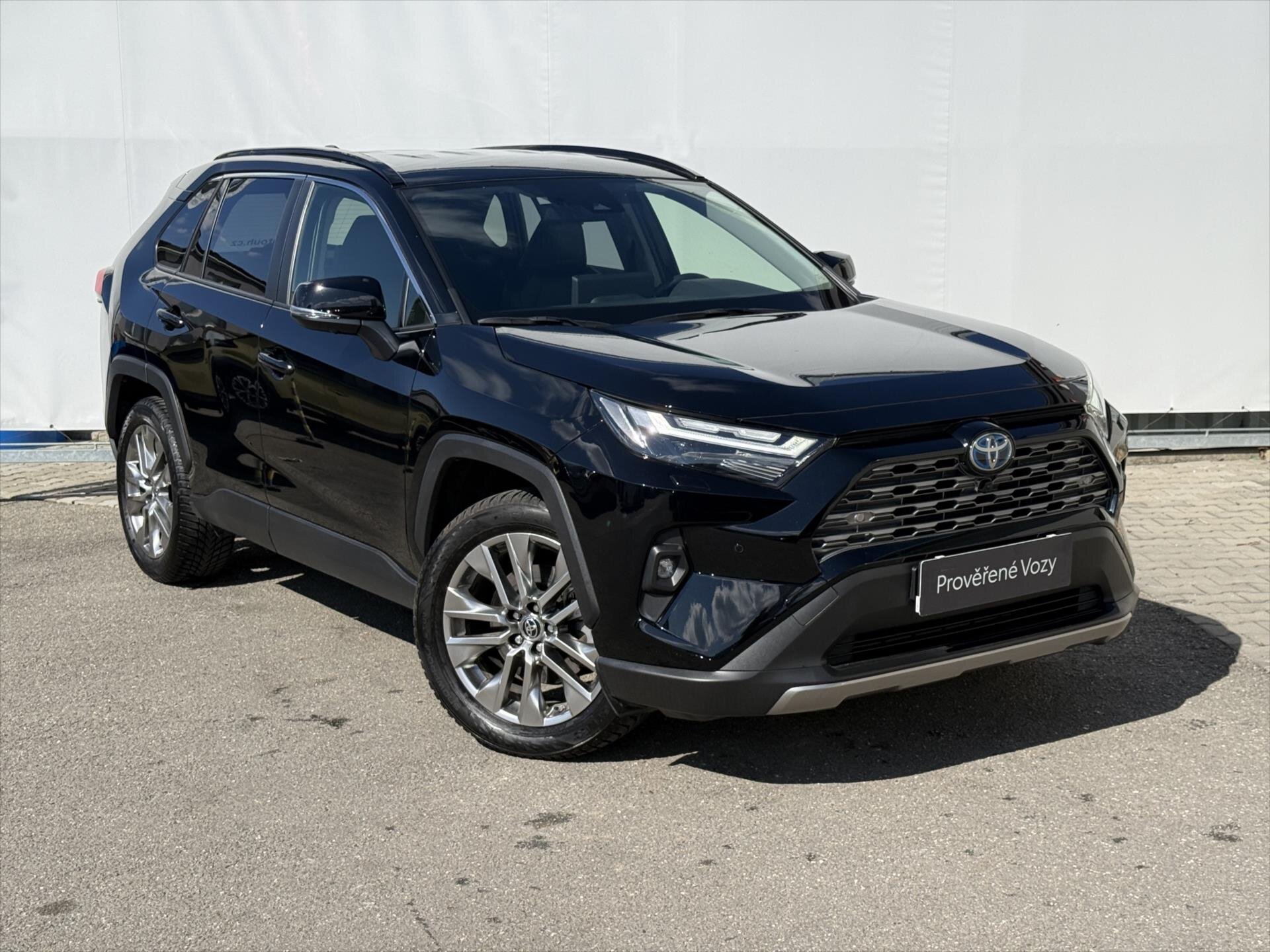 Toyota RAV4 SUV / Terénní 2,5 l 131 kw