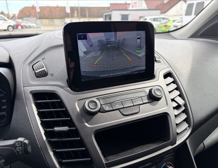 Ford Tourneo Connect Kombi 1,5 l 88 kw