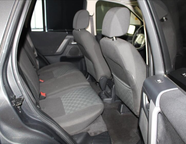 Land Rover Freelander SUV / Terénní 2,2 l 112 kw