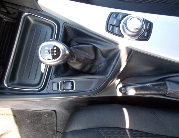 BMW Řada 3 Sedan / Limuzína 2,0 l 135 kw