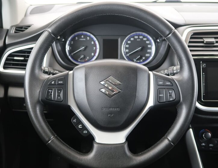 Suzuki SX4 SUV 998,0 82 kw